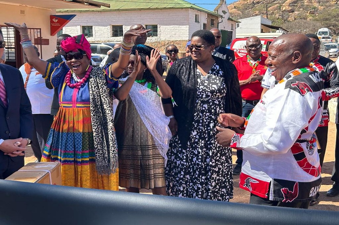 The community members of Moletjie and the surrounding areas flocked to Moletjie Moshate to witness the official launch of the National Heritage Month. The optimistic community members were dressed in their traditional regalia.